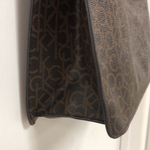 CK Unlined Monogram East/West Boxed Tote - Picture 6 of 13